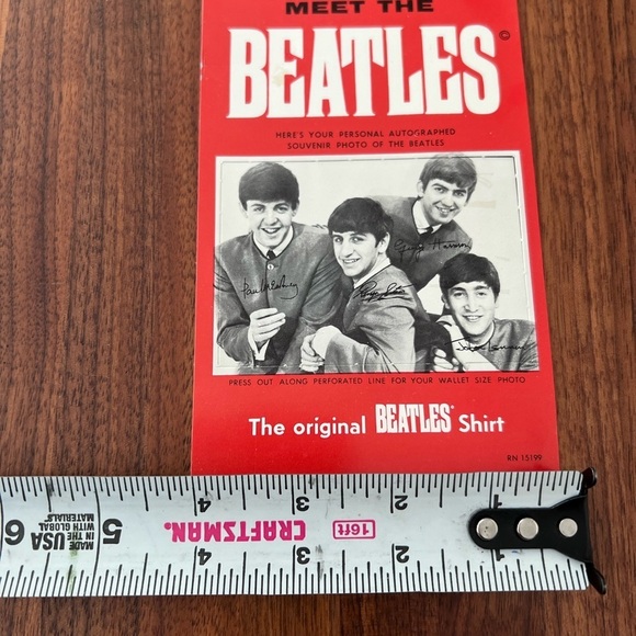 RARE- 1964 MEET THE BEATLES SIGNED SOUVENIR PHOTO CARDBOARD - RN15199 - Picture 6 of 6